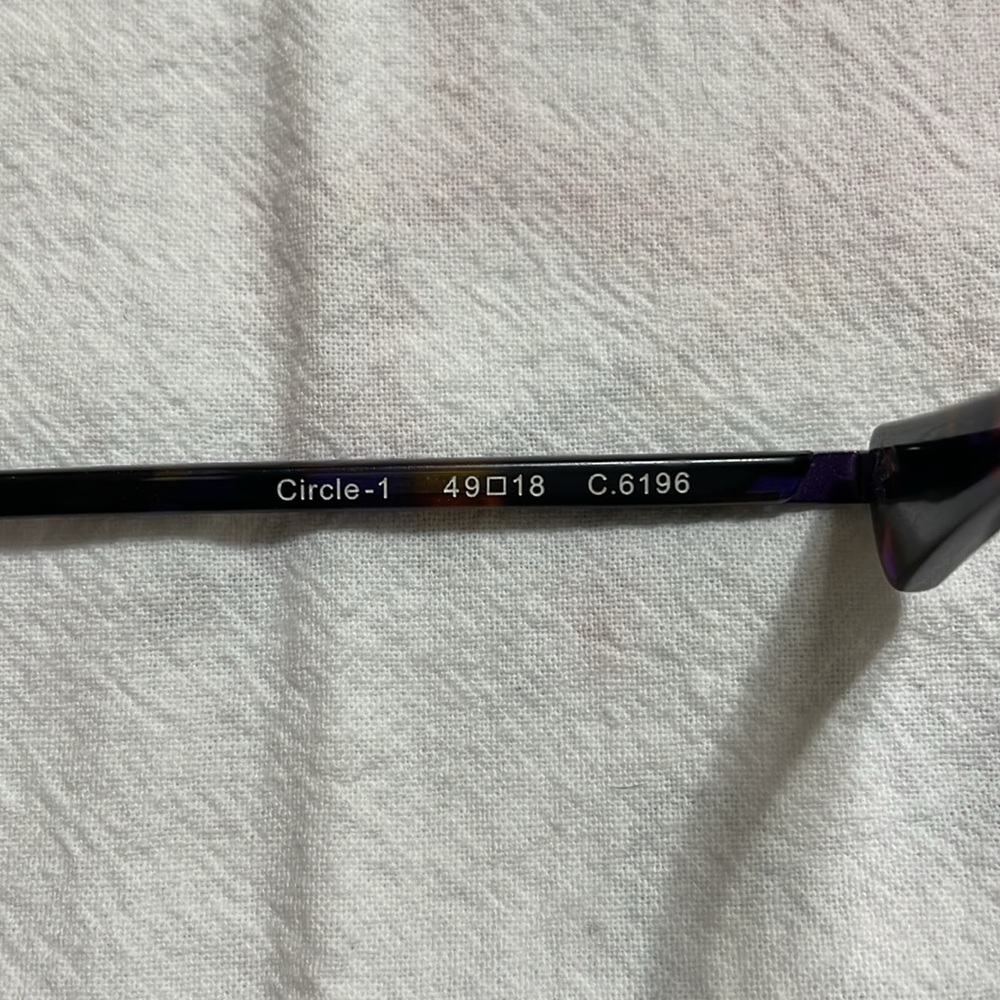 Bellinger Titanium Eyeglass Frames - image 4